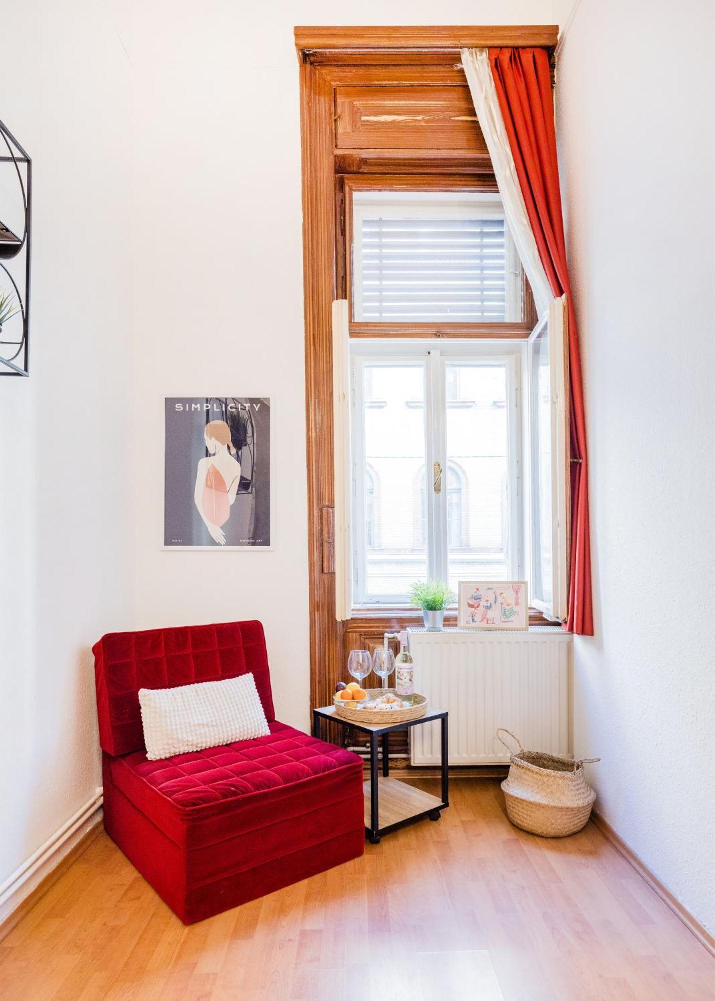 Just Chillin Apt-Budapest Most Historic Landmarks Экстерьер фото